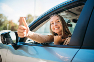 Customer Giving Ross Tire a Thumbs Up | Ross Tire Lafayette
